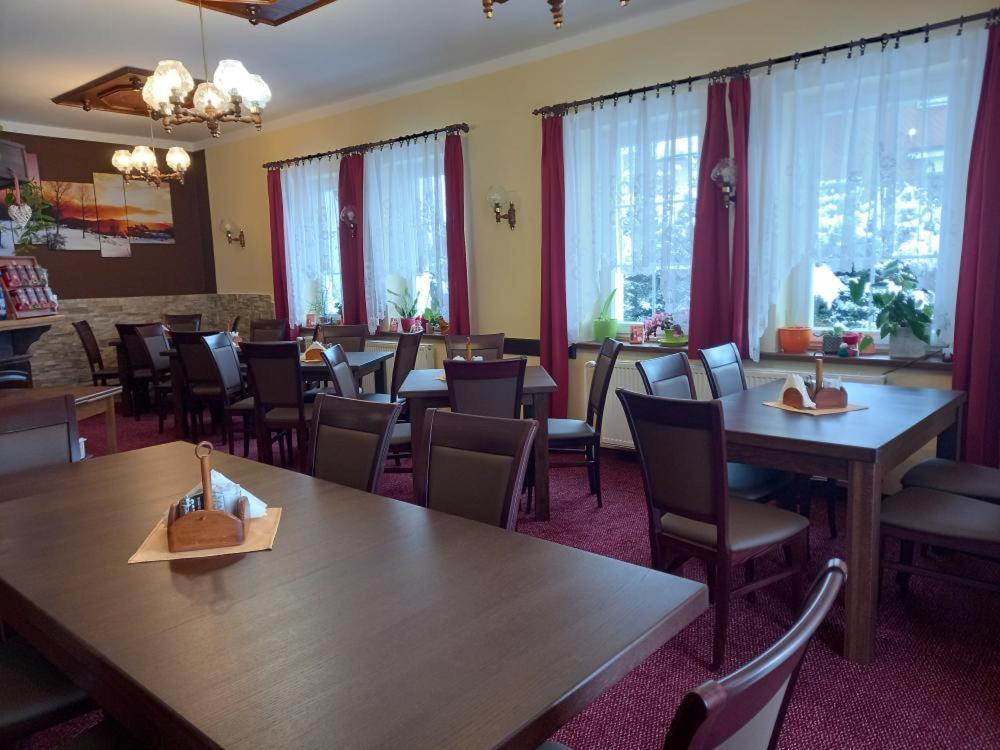 Pension Svycarsky Dum Spindleruv Mlyn Exterior photo
